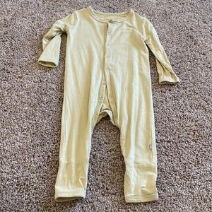 Wheat Kyte baby romper 6-12